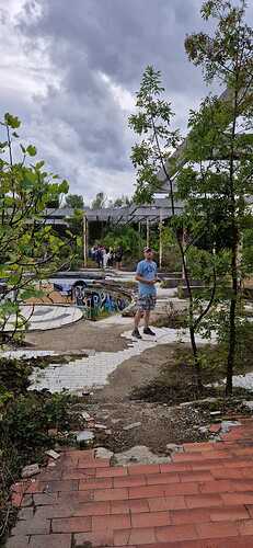 inbound8215622189936923617